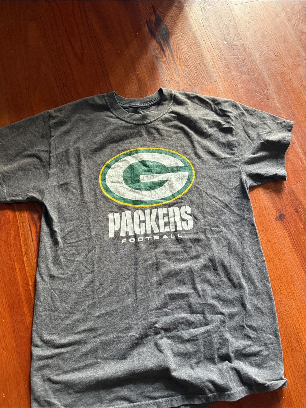Team Apparel Green Bay Packers Gray Crewneck T-Shirt Size Medium